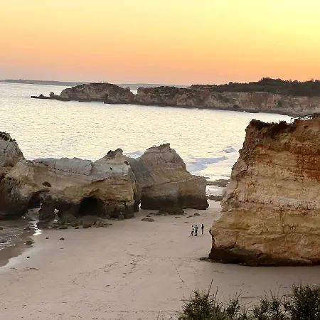 & Sea Apt, Fast Wifi, Airco, Private Parking And Pool شقة *