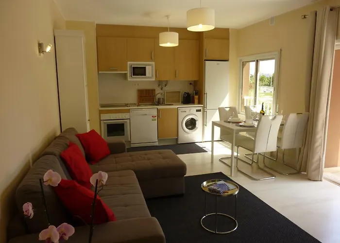 & Sea Apt, Fast Wifi, Airco, Private Parking And Pool 公寓 *